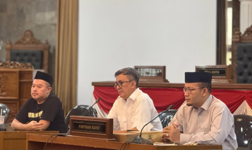 Komisi III DPRD Kota Sukabumi saat RDP dengan panitia Osteorun di DPRD Kota Sukabumi, Selasa (7/10/2025).istimewa