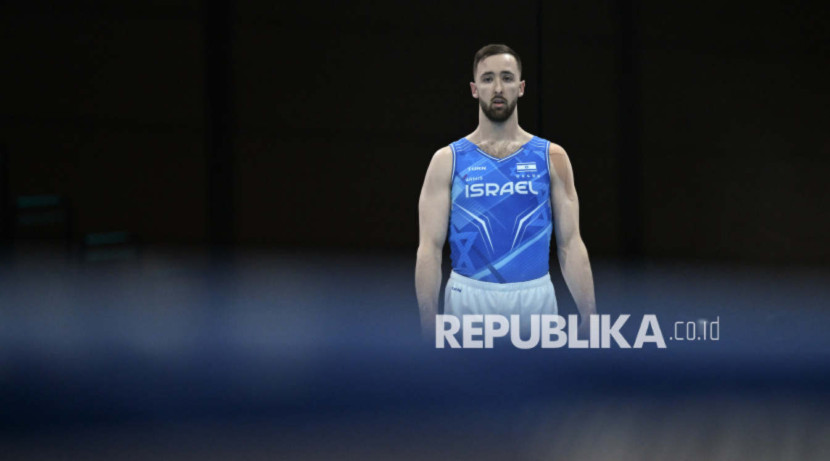 Atlet senam Artistik Israel Artem Dolgopyat saat mengikuti Kualifikasi Kejuaraan Senam Artistik Eropa Putra di Leipzig, Jerman, 27 Mei 2025. (Foto: IPA via Reuters)