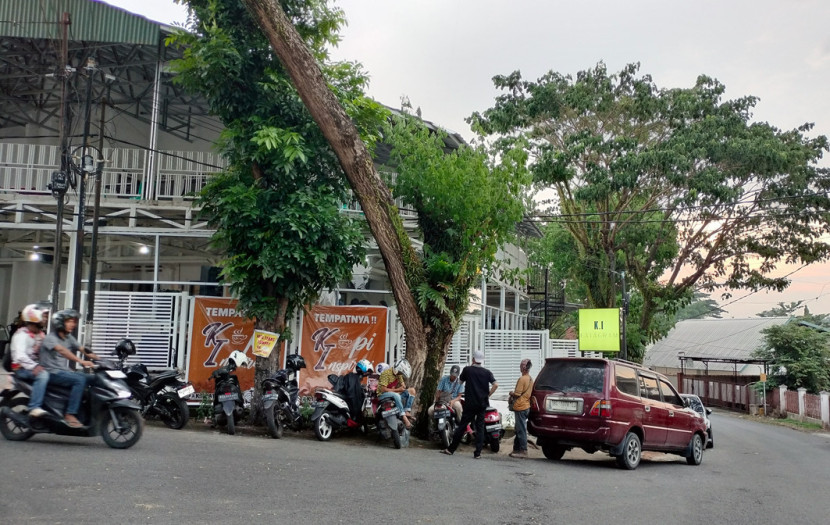 Kopi Inspirasi (KI) Eatagram yang bisa dari pukul 06.00 - 24.00 Wib di Jalan Pembayun dan Jalan Hang Jebat. (FOTO: Maspril Aries)