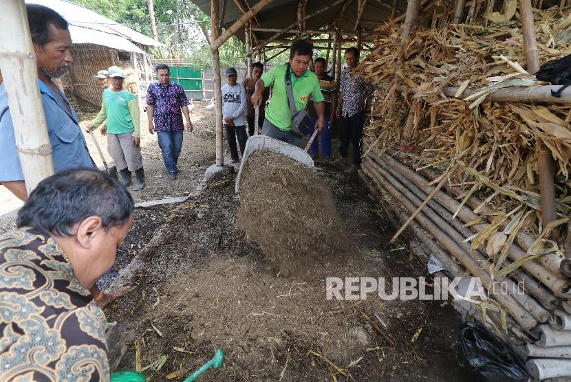 Pelatihan pembuatan sampah bokashi