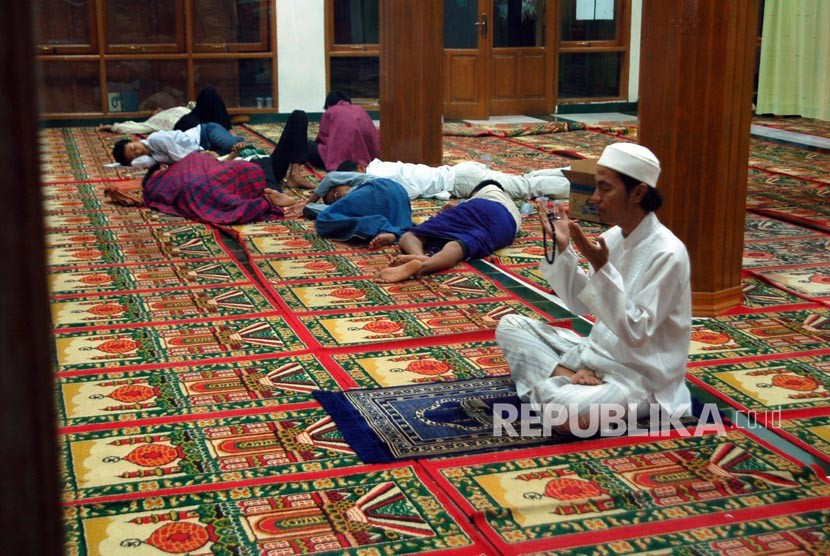 Ilustrasi, itikaf di bulan Ramadhan.