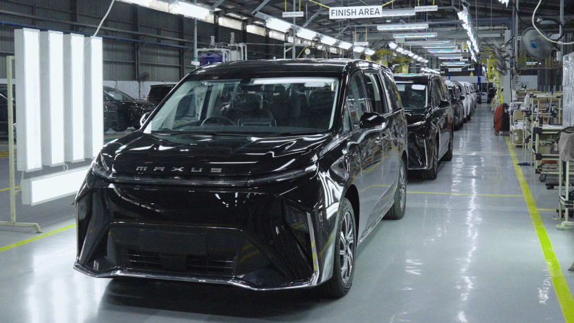 MAXUS mulai memproduksi MPV listrik MIFA 7 dan MIFA 9 di Indonesia. Foto: Maxus.