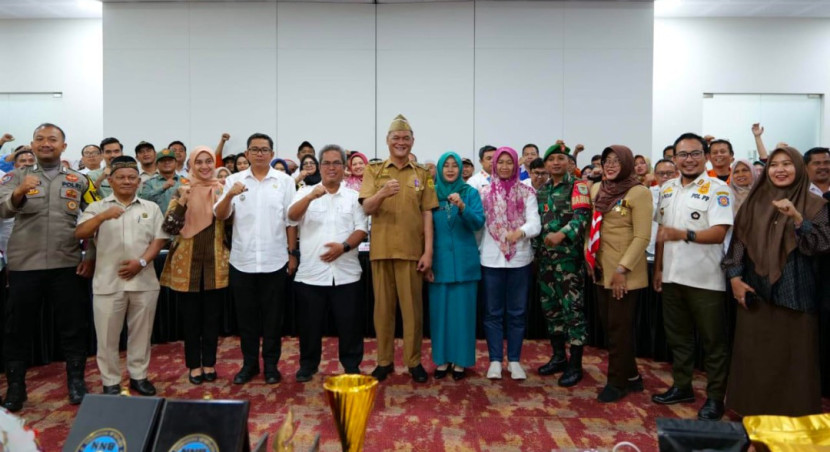 Pemdes Gunung Putri, Kecamatan Gunung Putri, berhasil menyabet gelar Juara Pertama dalam ajang bergengsi Anugerah Gapura Sri Baduga Desa tingkat Kabupaten Bogor Tahun 2025. (Foto: Dok Dwi Retno)