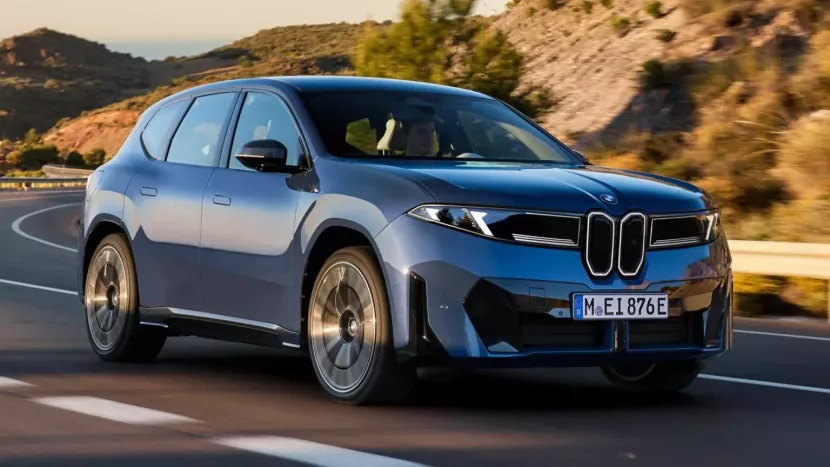 Mobil listrik baru BMW, iX3 sangat diminati konsumen. Foto: Casscoops.com