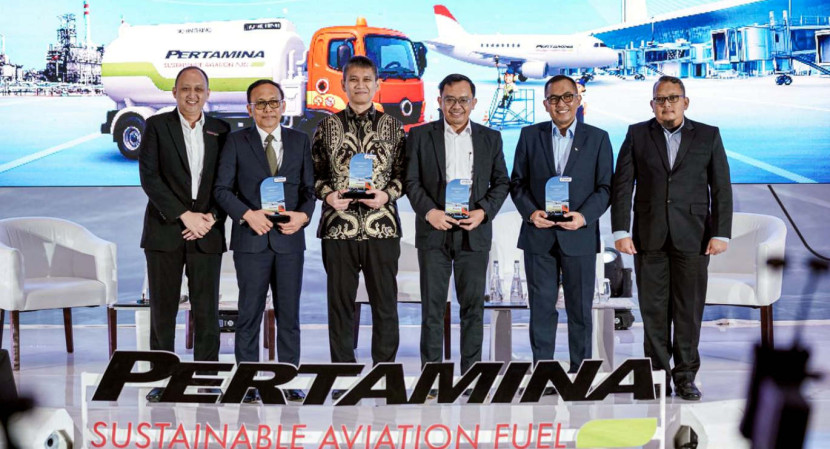 SVP Business Development PT Pertamina (Persero) Wisnu Medan Santoso, Senior Manager Business Growth Airbus Indonesia Ridlo Akbar, Caretaker Corporate Sustainability Group Head Garuda Indonesia Heri Martanto, dan Direktur Utama Pertamina Patra Niaga Mars Ega Legowo Putra, hadir dalam Pertamina Sustainable Aviation Fuel Forum 2025 yang digelar Kamis (16/10/2025). (Foto: Dok RUZKA INDONESIA)