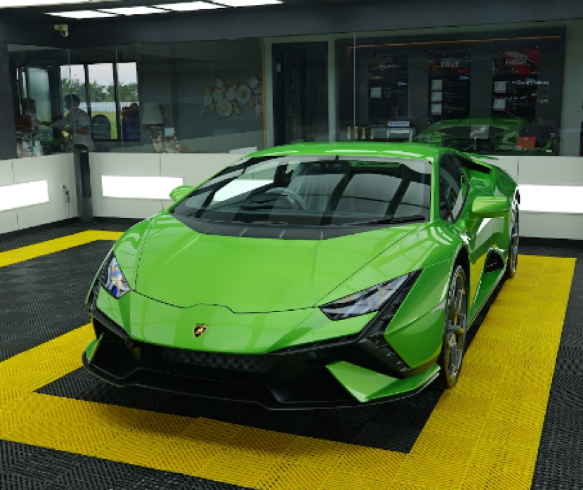 Supercar Lamborgini menjadi target konsumen HyGloss. dok HyGloss