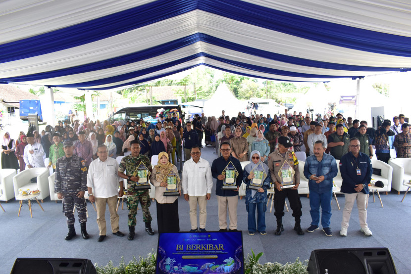 BI Berkibar 2025 Hadir di Alun-alun Ciracap Sukabumi, Mulai dari Gerakan Pangan Murah Sampai Kas Keliling untuk Masyarakat