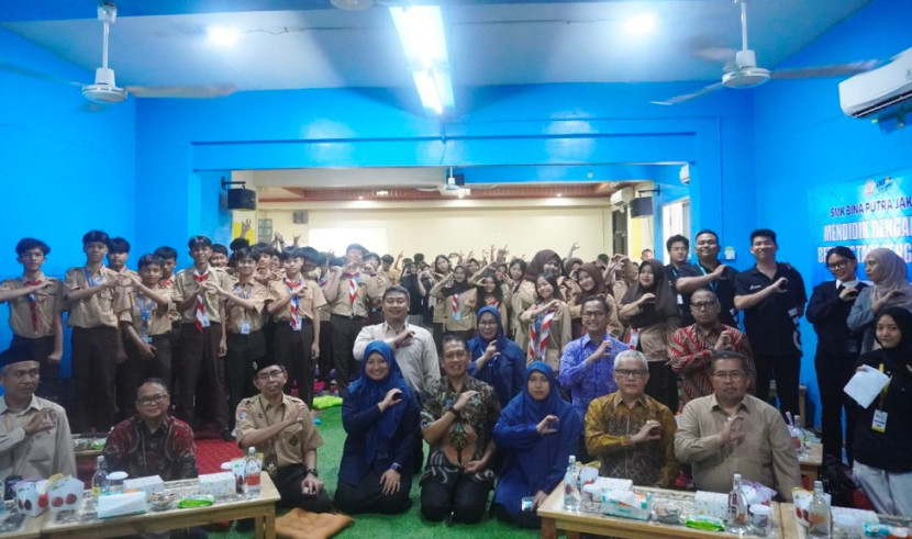 PLN Icon Plus Dorong Generasi Muda Berkarakter Lewat Sosialisasi Perdamaian untuk Prestasi