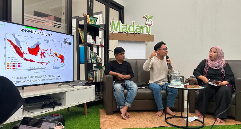 Media Briefing Karhutla 2025 dan Masa Depan Iklim Indonesia yang diselenggarakan oleh Madani Berkelanjutan dan Pantau Gambut. (Foto: Dok RUZKA INDONESIA)