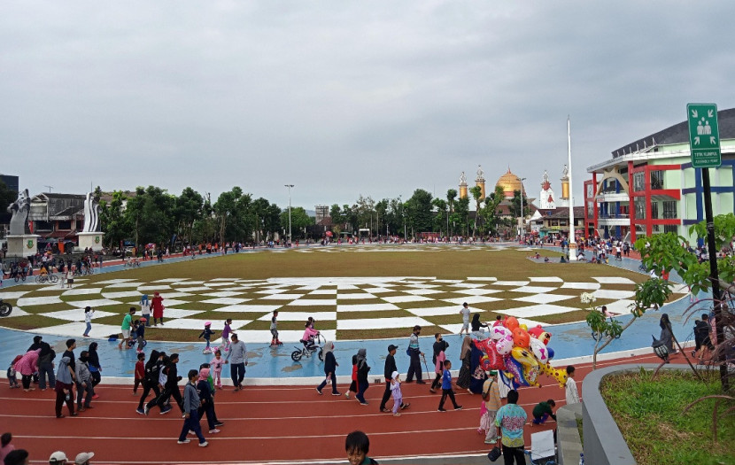 Lapang Merdeka Kota Sukabumi.