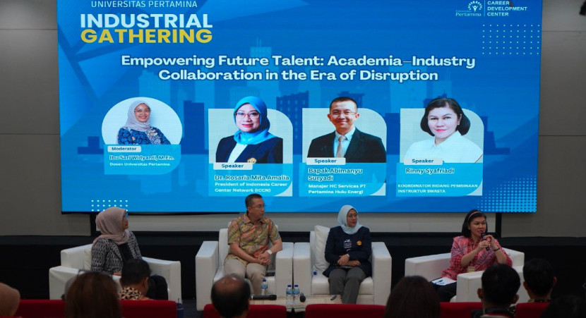 UPER menggelar Industrial Gathering bertema “Empowering Future Talent: Academia–Industry Collaboration in the Era of Disruption” di Auditorium UPER, Jumat (26/09/2025). (Foto: Dok UPER)