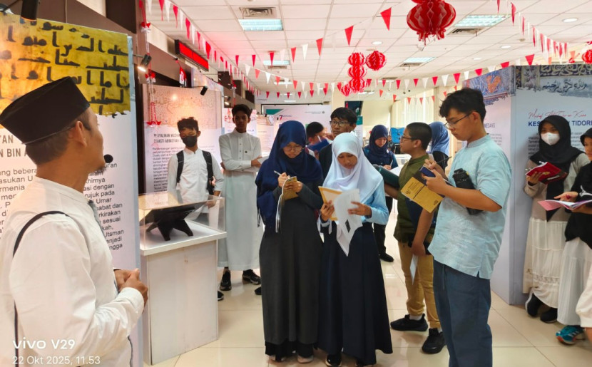 JQH NU Gelar Pameran Mushaf Al-Qur’an di Perpustakaan Balaikota Kota Depok (Foto: LTN NU Kota Depok)