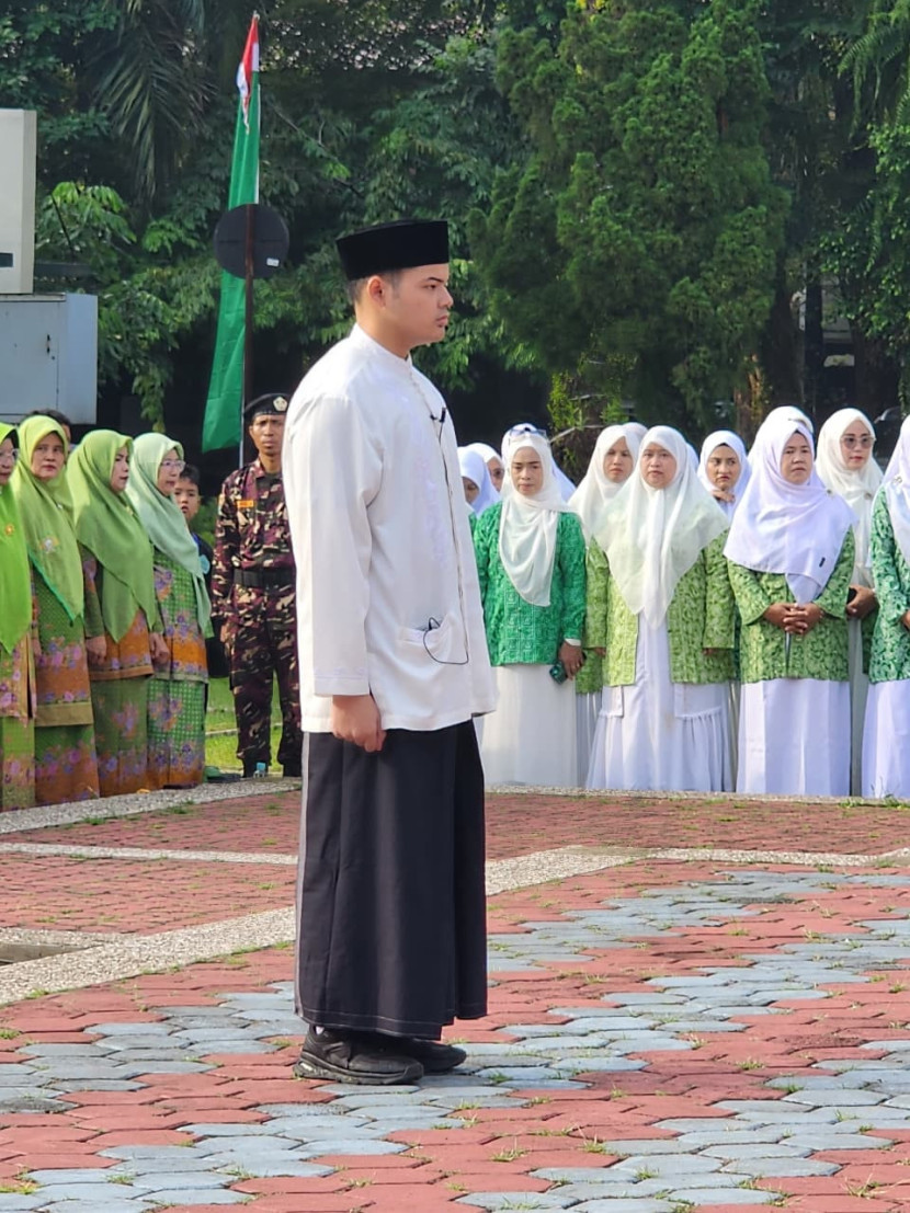 Apel Hari Santri di Lapangan Balaikota Depok.