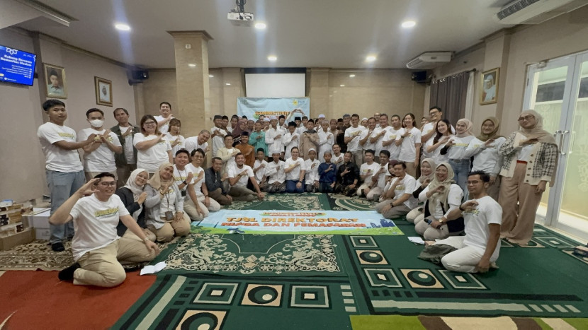 TJSL PLN Icon Plus bertajuk “Energi & Koneksi untuk Santri: Membangun Kemandirian dan Harapan Melalui Energi & Koneksi” di Pondok Pesantren Darul Aytam Nuzhatul Muttaqien, Tangerang. (Foto: Humas PLN Icon Plus)