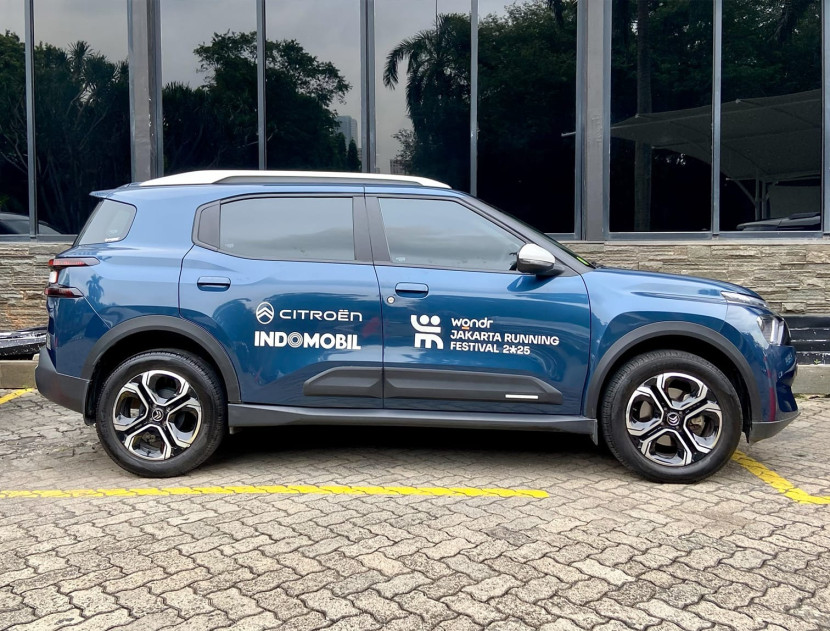 Citroen Dukung Jakarta Running Fest 2025, Tegaskan Komitmen pada Mobilitas Hijau dan Gaya Hidup Aktif
