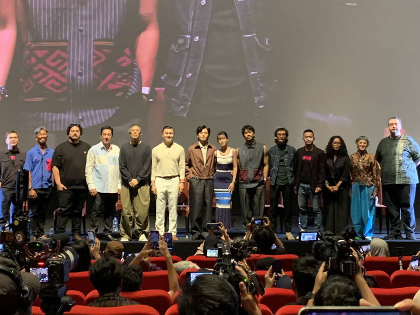 Cast dan crew film Dopamin. (Filmusiku/Rahma Sulistya)