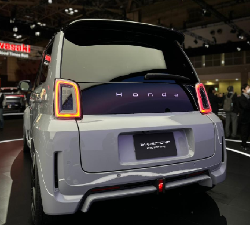 Honda Super-One rpototype  tampak belakang.      dok Honda