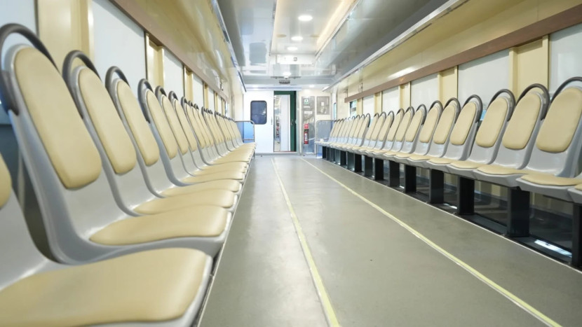 <i>Asyik</i>, Akan Ada  Kereta Petani dan Pedagang