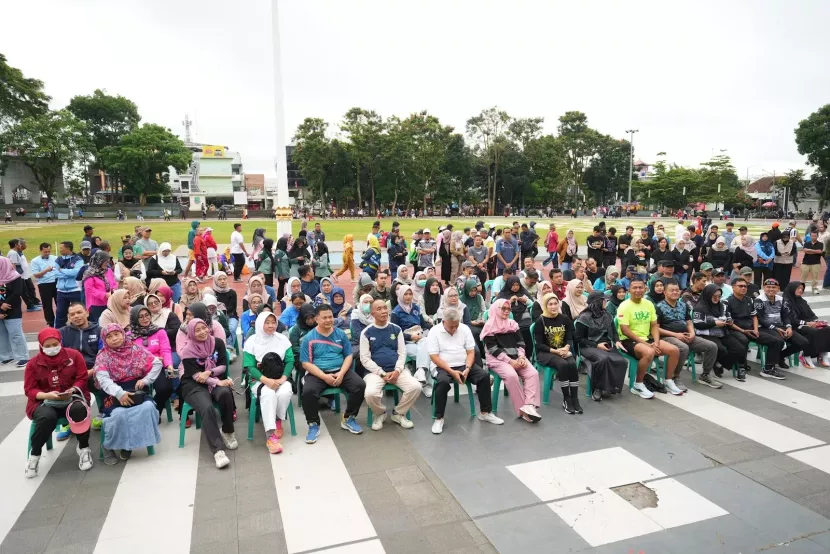 Kampanye penuntasan Tuberkulosis (TBC) di Lapang Merdeka Kota Sukabumi Jumat (14/11/2025). 
