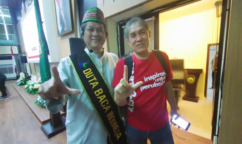 Bersama Duta Baca Indonesia Gol A Gong yang akan mengakhiri tugasnya Desember 2025. Gol A Gong punya tagline "Membaca itu Sehat, Menulis itu Hebat" (FOTO: D Oskandar)