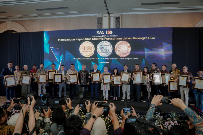 Para peraih penghargaan ajang Corporate Governance Perception Index (CGPI) Award 2025.(FOTO: Humas PTBA)