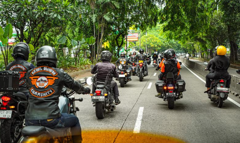 Peserta ROC sedang melakukan riding bareng.     dok Wahana