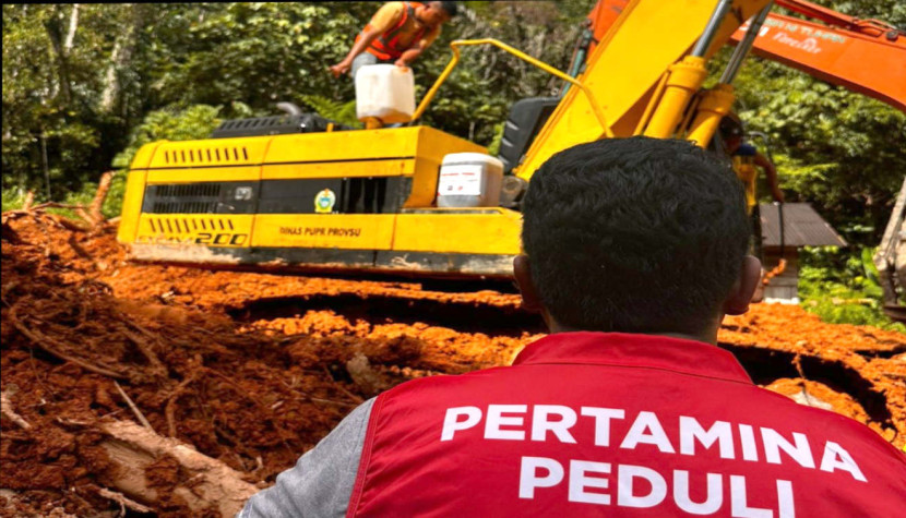 Pertamina Pasok Bahan Bakar Operasional Alat Berat Penanggulangan Bencana Sumatera