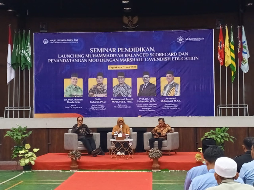 Seminar Pendidikan dan Launching Balanced Scorecard & Kerjasama, PWM DIY: Pendidikan Harus Berilmu dan Berkarakter (Mas)