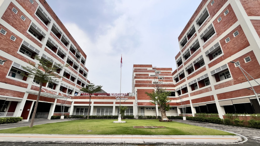  Gambar 1. Gedung Asrama Mahasiswa Nusantara Surabaya. Sumber: <a href=