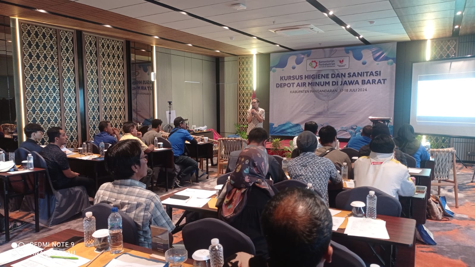 Kemenperin dan Kemenkes Gelar Kursus Standar Sanitasi untuk Depot Air Minum