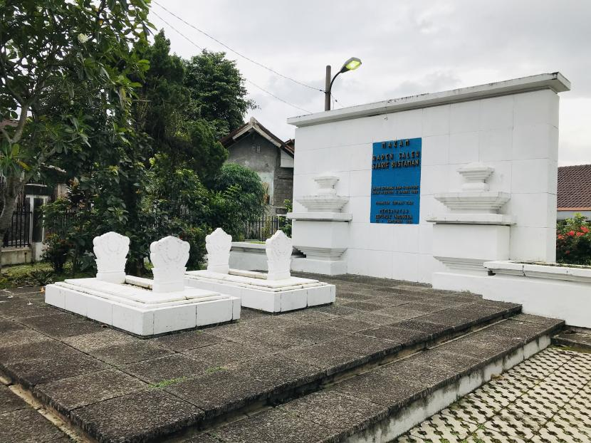  Makam Raden Saleh. Raden Saleh dimakamkan di Bogor bersebelahan dengan makam istrinya RA Danurejo, putri dari Kesultanan Mataram, Yogyakarta. Foto: Republika.