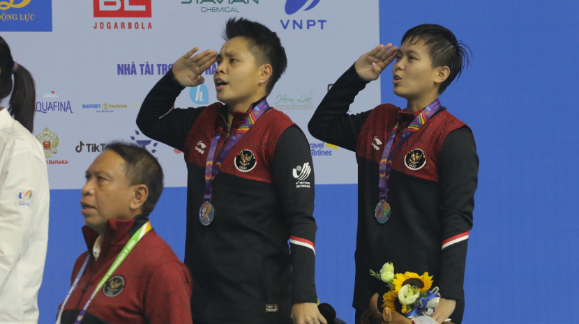 Pasangan ganda putri Apriyani Rahayu/Siti Fadia Silva Ramadhanti merebut medali emas SEA Games 2022.
