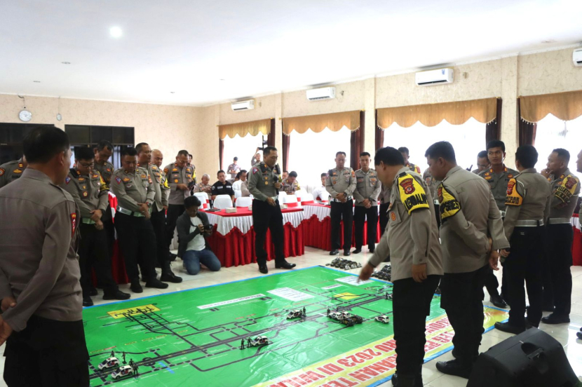 Pembahasan pengamanan operasi Lilin Lodaya 2023. (Dok Humas Polresta Cirebon) 