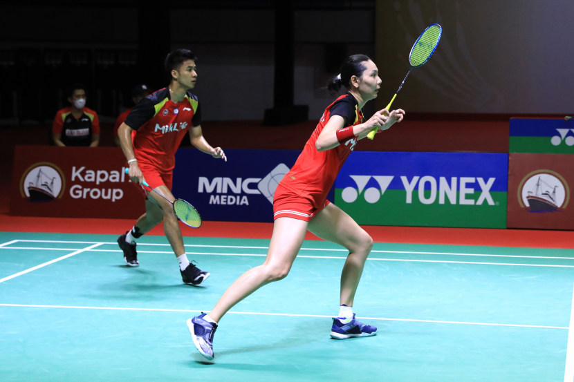 Pasangan ganda campuran Indonesia, Dejan Ferdinansyah/Gloria Emmanuelle Widjaja mengalahkan unggulan lima dari Hong Kong, Tang Chun Man/Tse Ying Tsuet di Babak Kedua Malaysia Open 2023.