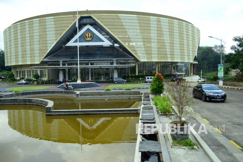 Lima program studi di Unpad memperoleh akreditasi “Akkreditierungsagentur für Studiengänge der Ingenieurwissenschaften, der Informatik, der Naturwissenschaften und der Mathematik” (ASIIN) yang berbasis di Jerman.  Foto : republika