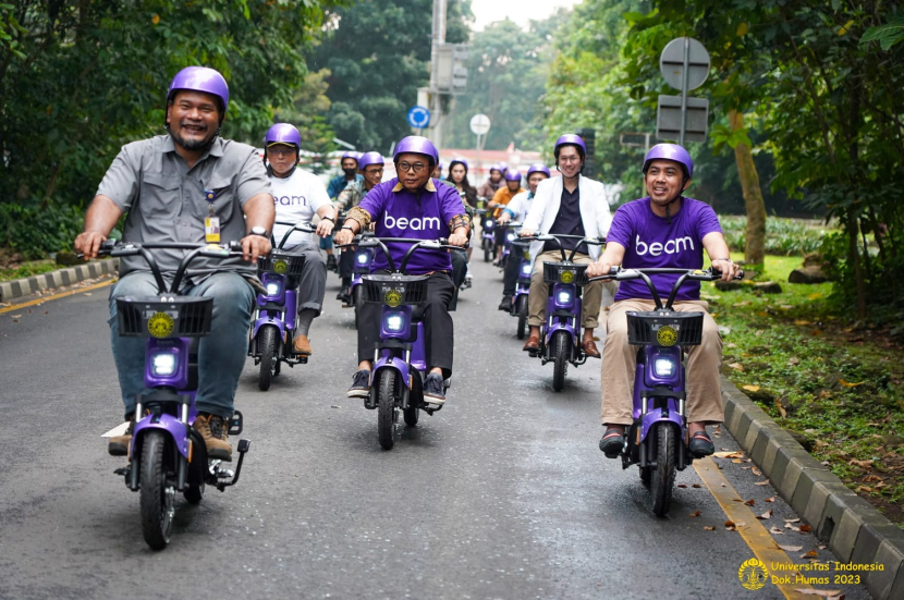 Universitas Indonesia (UI) menggandeng PT Beam Mobility Indonesia untuk mengoperasikan sepeda listrik di Kawasan Kampus UI, Depok, Jawa Barat. Foto : ui