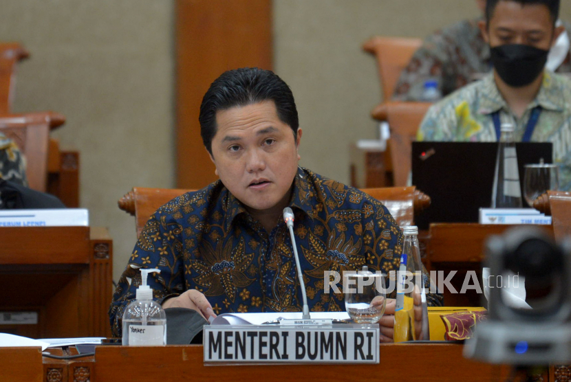 Menteri BUMN Erick Thohir mengatakan tragedi Kanjuruhan jadi momentum perbaikan sepak bola Indonesia.