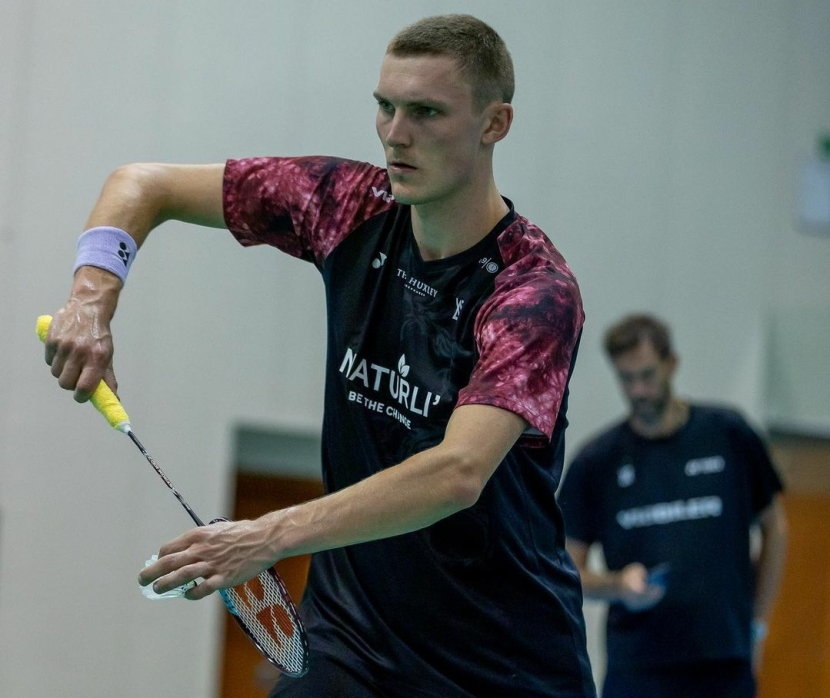 Pemain tunggal putra Denmark, Viktor Axelsen meraih medali emas di European Games 2023. (Source: Instagram Viktor Axelsen)