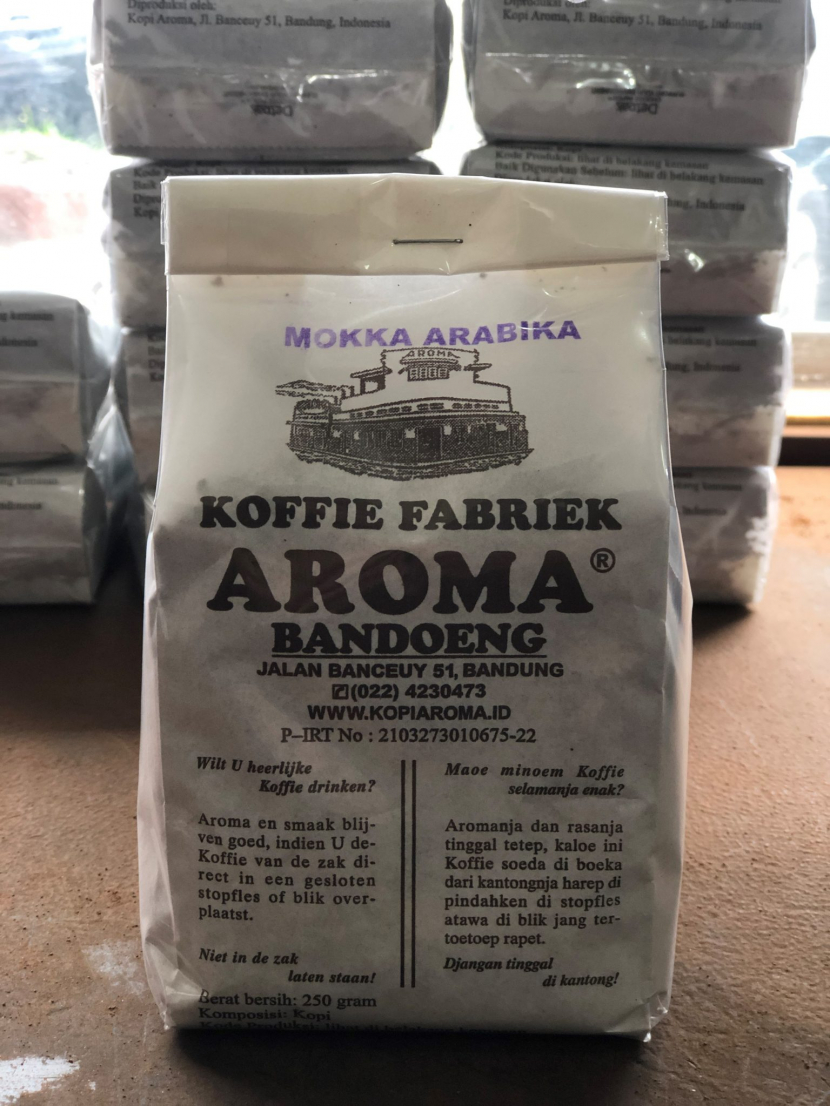 Kopi Aroma menjadi salah satu toko kopi legendaris di Kota Bandung (sumber foto: kopiaroma.id)