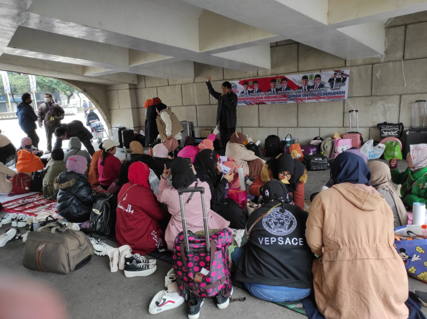 Buruh Migran Indonesia (BMI) di Taiwan berkumpul dekrasikan dukung AMIN.