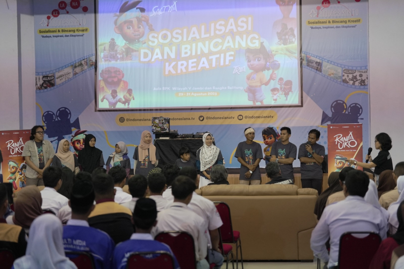 Nobar episode pertama seri animasi “Rana Uko”, bersama para pelajar, guru, dan komunitas, di Muara Jambi, Rabu (30/8/2023). Dok Kemendikbudristek