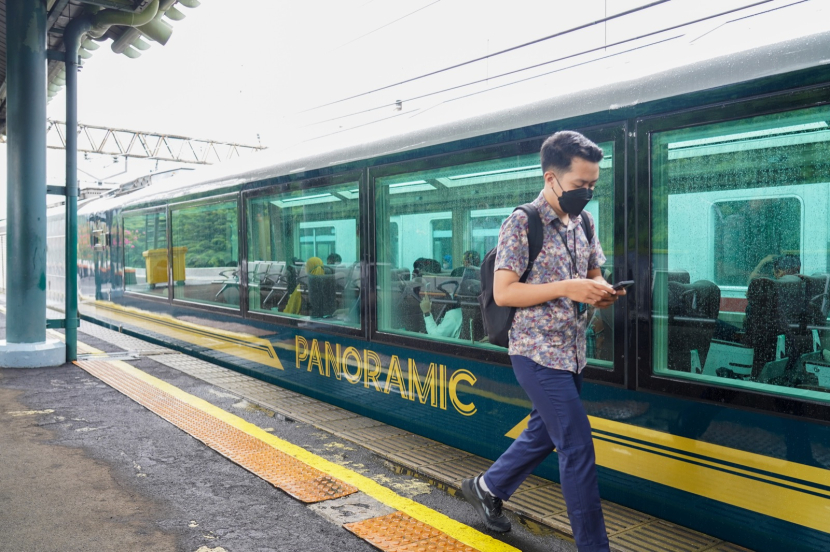 Ilustrasi. Kereta Panoramic, tersedia untuk keberangkatan KA Parahyangan dari Stasiun Bandung ke Stasiun Gambir pp. (Foto: Dok: Humas PT KAI)