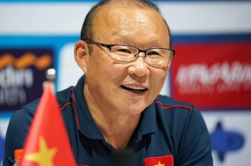 Pelatih Timnas U23 Vietnam, Park Hang-seo, mengaku timnya terbebani status juara bertahan dan tuan rumah. (Twitter/@FootyVietnam) 