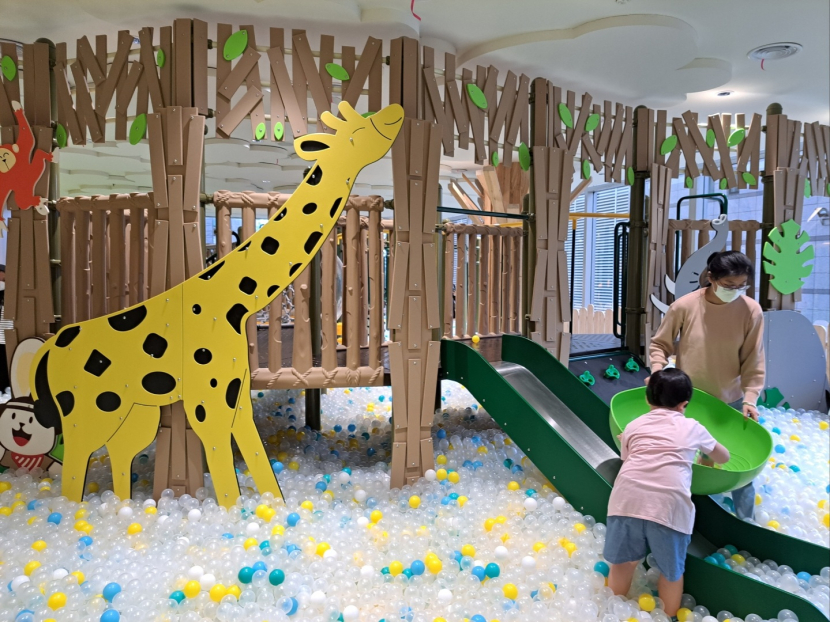 Anak-anak sedang bermain di Miniapolis Plaza Indonesia. (Dok Shelbi Asrianti)