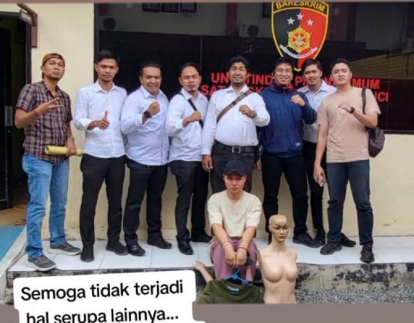 Popo dan poatung manikennya ditangkap polisi. Foto: Twitter