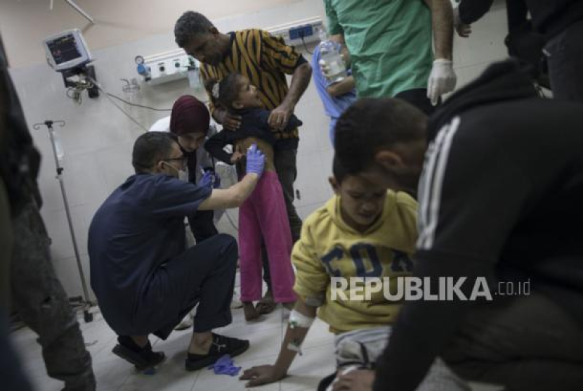 Keadaan di Rumah Sakit Nasser di Khan Yunis di Gaza Selatan (17/12/2023) (EPA-EFE/HAITHAM IMAD)