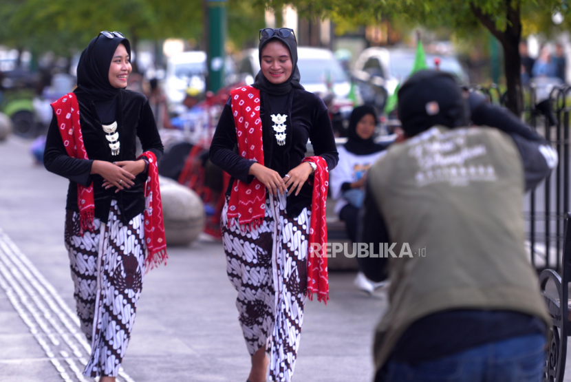 Orang Jawa memiliki falsafah hidup yang dipegang teguh dan ajarkan kepada anak turunan. Foto: Republika.