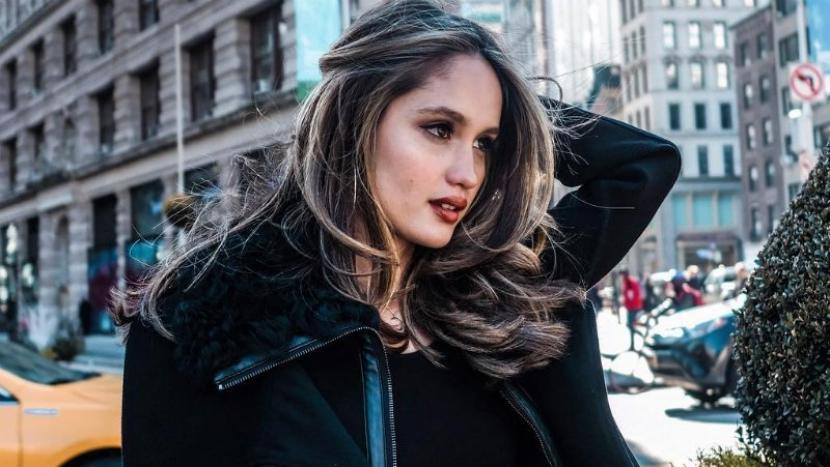 Tips belanja online ala Cinta Laura (foto: republika.co.id/instagram@claurakiehl).