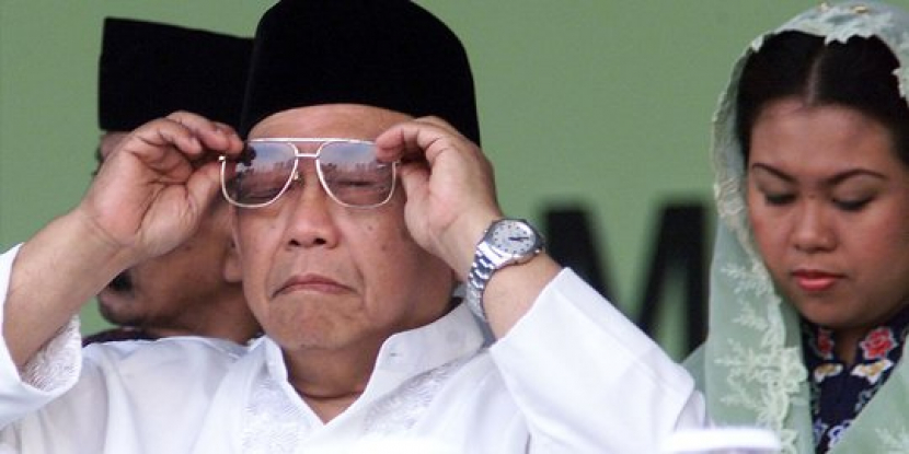 Presiden keempat RI KH Abdurrahman Wahid. Gua Dur bercerita ada seorang mahasiswa yang datang ke dukun untuk bertanya soal masa depan. Namun jawabannya bikin kecewa. Foto: IST. 