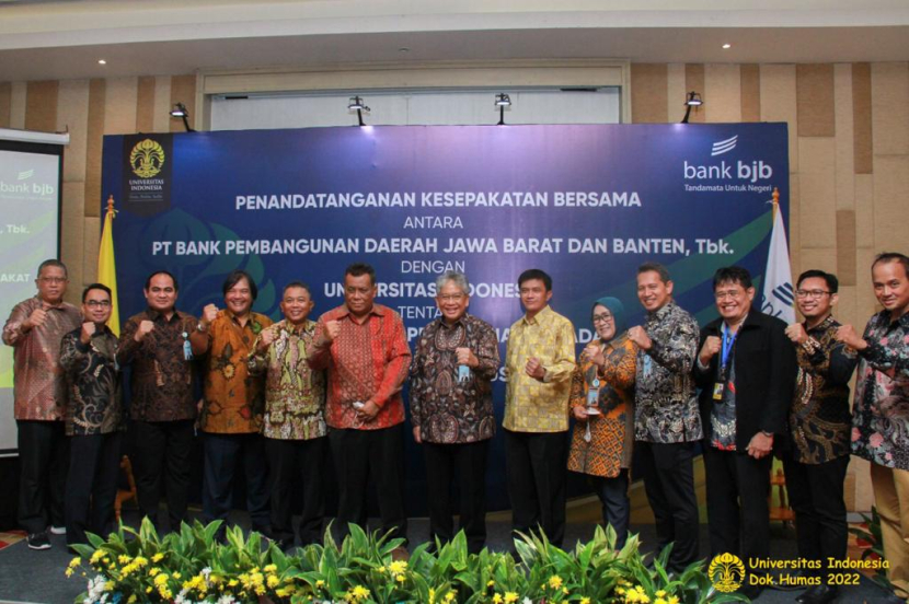 UI dan BJB melakukan penandatanganan nota kesepahaman di Sheraton Bandung Hotel, Bandung, pada Jumat (12/08/2022).